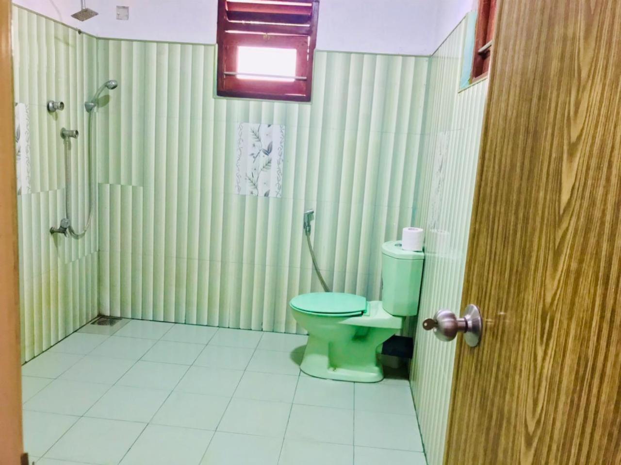 Apartamento Lucky Mongrooves Midigama East Exterior foto