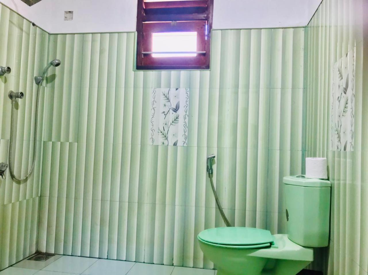 Apartamento Lucky Mongrooves Midigama East Exterior foto